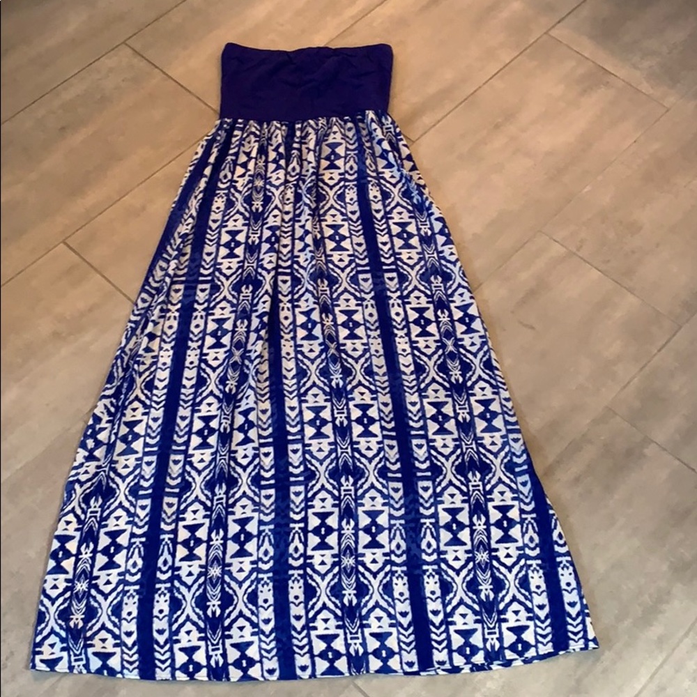 Maxi dress